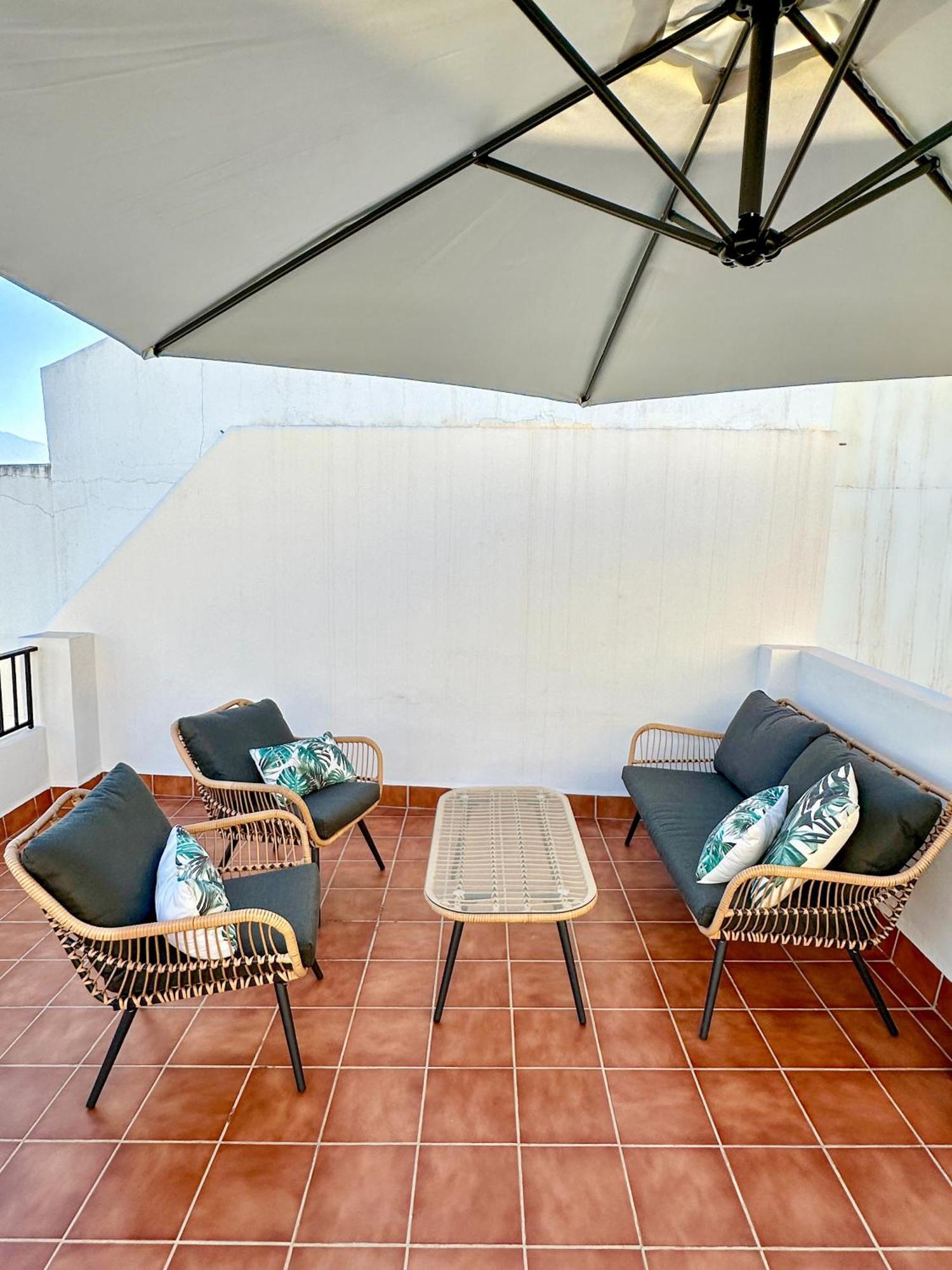 Casa Con Terraza Y Patio Privado En Salobrena Villa Екстериор снимка