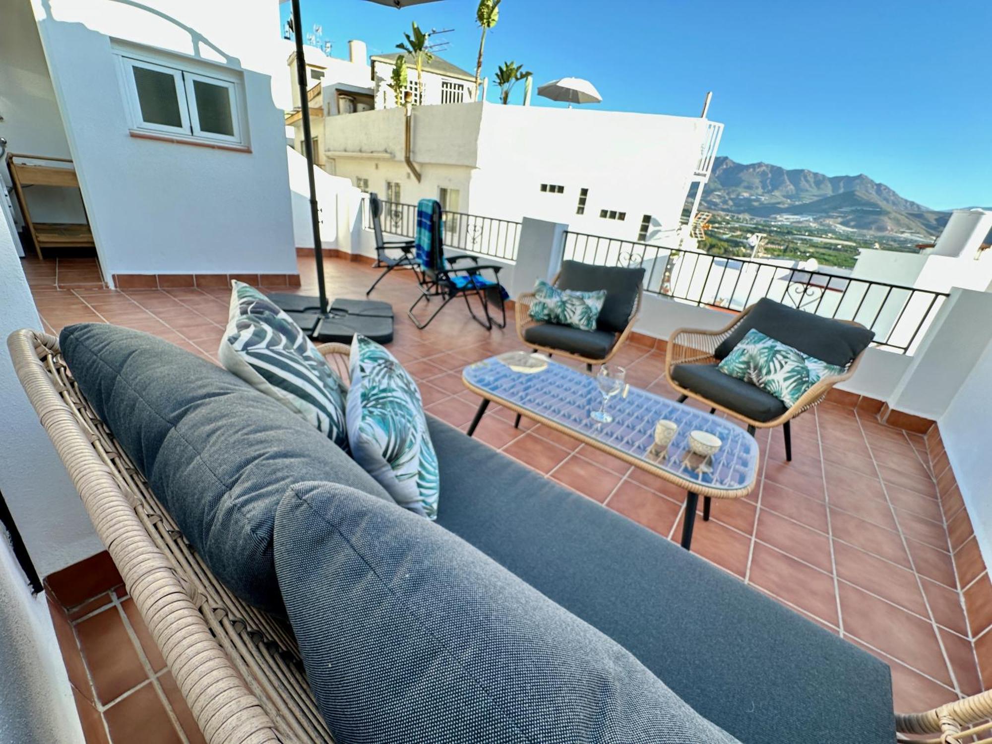 Casa Con Terraza Y Patio Privado En Salobrena Villa Екстериор снимка